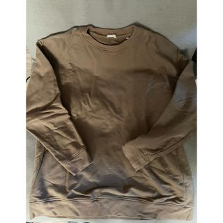 コモリ(COMOLI)のcomoli インレイ起毛スウェット　khaki size2(スウェット)