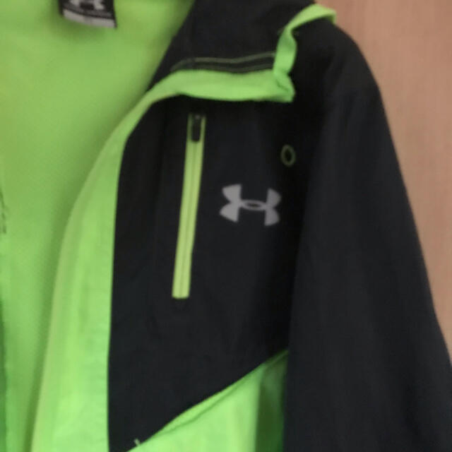 UNDER ARMOUR(アンダーアーマー)のアンダーアーマー　ナイロンパーカーチャックなし LL XL メンズのジャケット/アウター(ナイロンジャケット)の商品写真