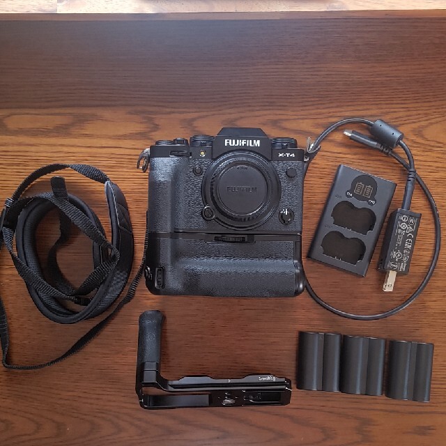 独特な店 富士フイルム - 社外バッテリー2個付 SmallRig VG-XT4 X-T4