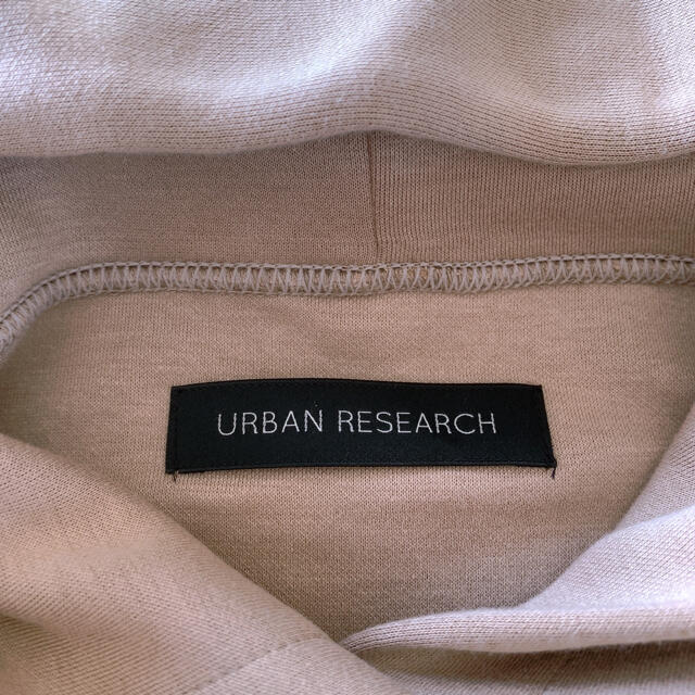 URBAN RESEARCH(アーバンリサーチ)の定価13,200円訳あり★未使用★アーバンリサーチダンボールスリット入りパーカー レディースのトップス(パーカー)の商品写真