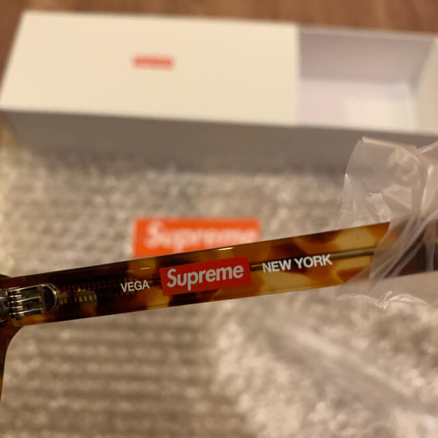 超特価 Supreme Supreme Box Logo Vega Sunglass サングラスの通販 by