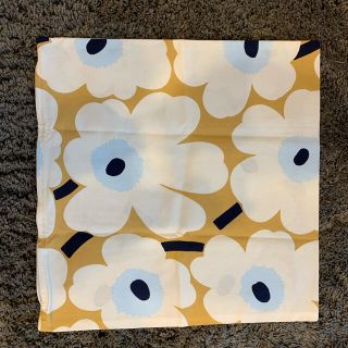 マリメッコ(marimekko)のマリメッコ　ウニッコ柄クッションカバー　(クッションカバー)