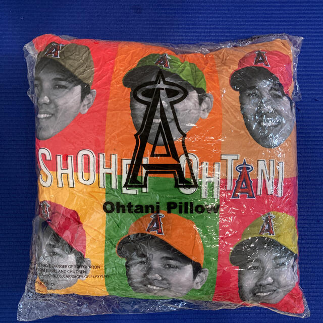 【即日発送】大谷翔平 まくら 枕 ピロー pillow クッション エンゼルス エンタメ/ホビーのタレントグッズ(スポーツ選手)の商品写真