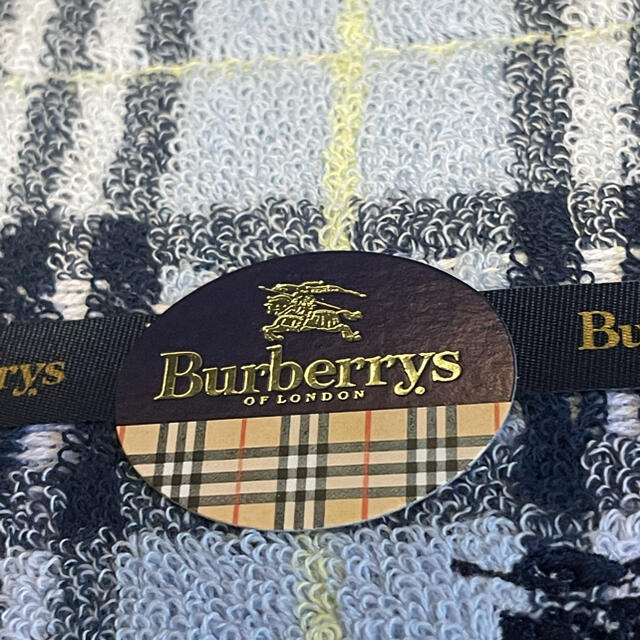 BURBERRY(バーバリー)の【新品】☆バーバリーBurberry☆フェースタオル・ウォッシュタオル☆ インテリア/住まい/日用品の日用品/生活雑貨/旅行(タオル/バス用品)の商品写真