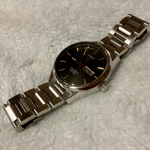 TAG Heuer(タグホイヤー)のタグホイヤー　カレラ　Calibre5 WAR201C.BA0723 中古 メンズの時計(腕時計(アナログ))の商品写真