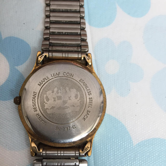 特価新品 CANADA 腕時計の通販 by れい｜ラクマ メイプルリーフ金貨 セール人気SALE