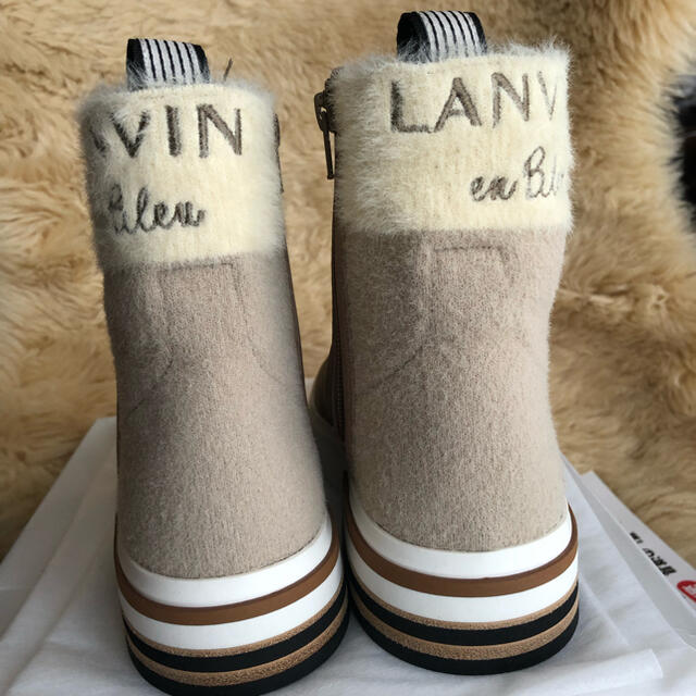 LANVIN en Bleu(ランバンオンブルー)のランバンオンブルー 素材コンビショートブーツ レディースの靴/シューズ(ブーツ)の商品写真