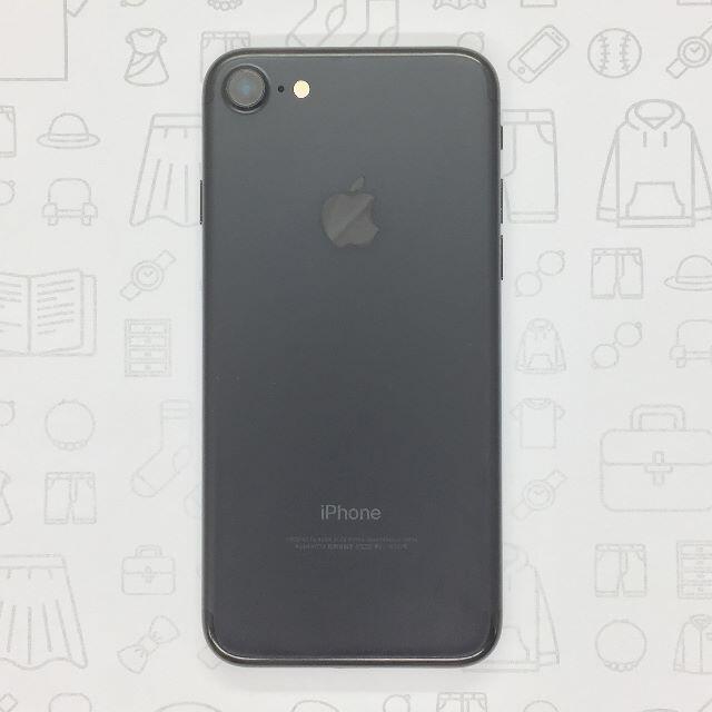 iPhone(アイフォーン)の【B】iPhone 7/32GB/355852080123123 スマホ/家電/カメラのスマートフォン/携帯電話(スマートフォン本体)の商品写真