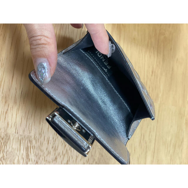 FENDI マイクロウォレット 三つ折り財布 シルバー 正規品 umbandung.ac.id