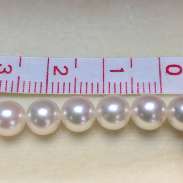 MIKIMOTO(ミキモト)のミキモト　パール　ネックレス　グラデーション　38cm  Mチャーム レディースのアクセサリー(ネックレス)の商品写真