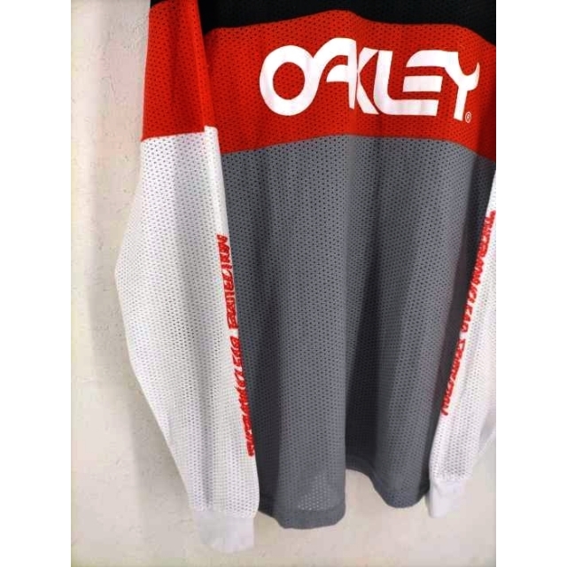 Oakley(オークリー)のOAKLEY（オークリー） メンズ トップス Tシャツ・カットソー メンズのトップス(Tシャツ/カットソー(七分/長袖))の商品写真
