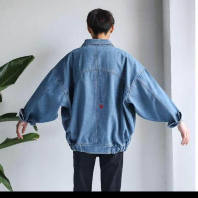 【爆売れ】ビックシルエット デニムジャケット　ハレ系 韓国ファッション　M メンズのジャケット/アウター(Gジャン/デニムジャケット)の商品写真