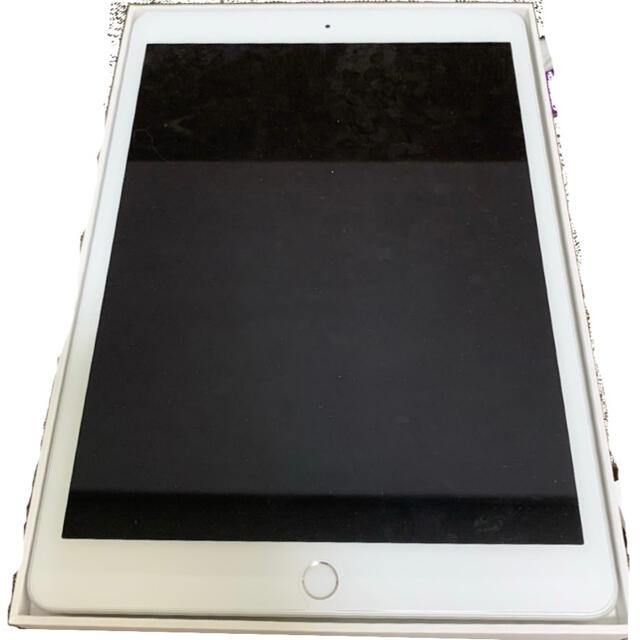 iPad第8世代　10.2インチ32GB Wi-Fi シルバー 2