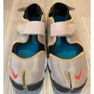 NIKE エアリフト25(スニーカー)