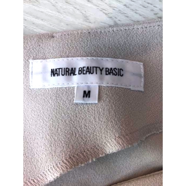 NATURAL BEAUTY BASIC(ナチュラルビューティーベーシック)のNATURAL BEAUTY BASIC（ナチュラルビューティーベーシック） レディースのトップス(シャツ/ブラウス(長袖/七分))の商品写真