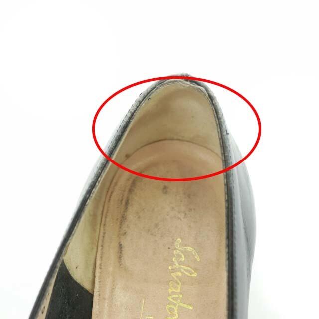 Salvatore Ferragamo(サルヴァトーレフェラガモ)のサルヴァトーレフェラガモ ヴァラ パンプス リボン レザー 6.5 24cm 黒 レディースの靴/シューズ(ハイヒール/パンプス)の商品写真