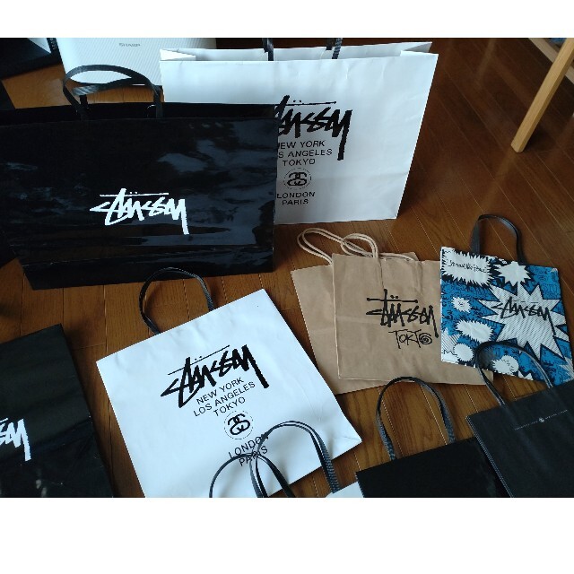 STUSSY　紙袋(値下げしました)