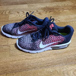 ナイキ(NIKE)のNIKE　スニーカー　ランニングシューズ(スニーカー)