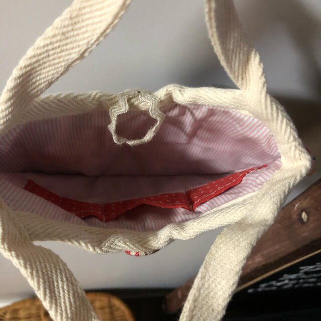 ハンドメイド ミニグラニー クッション付き うさぎピンク ハンドメイドのファッション小物(バッグ)の商品写真