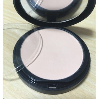 ベアミネラル(bareMinerals)のベアミネラルファンデ(ファンデーション)