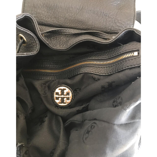 Tory Burch(トリーバーチ)の難あり　トリーバーチ バックパック タッセルチャーム レザー ブラック レディースのバッグ(リュック/バックパック)の商品写真