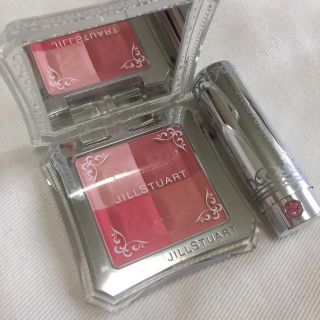 ジルスチュアート(JILLSTUART)の日本未発売！ジルミックスブラッシュコンパクト ビッグアップルコレクション 110(チーク)