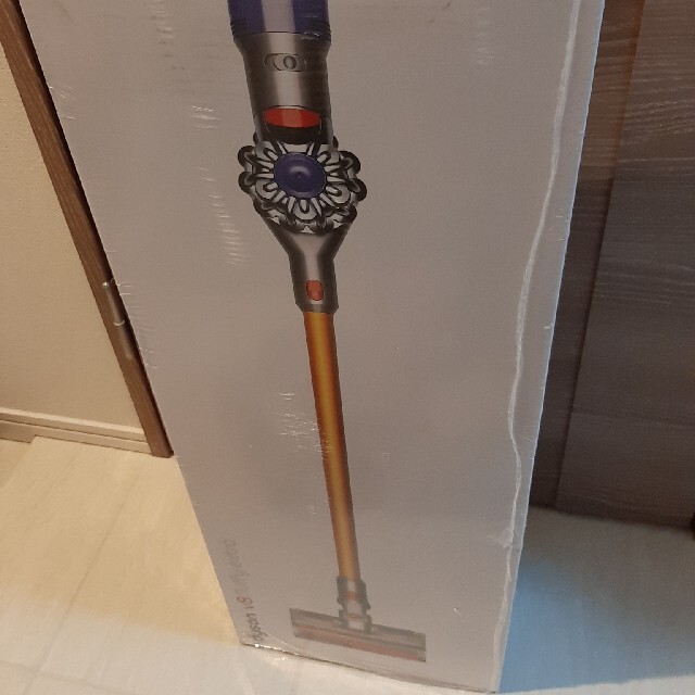 Dyson(ダイソン)のダイソン dyson V8 Fluffy extra スマホ/家電/カメラの生活家電(掃除機)の商品写真