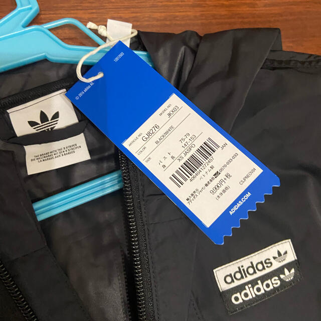 adidas(アディダス)のクーポン値下げ！新品　タグつき　アディダス　コート　定価10,989円 レディースのジャケット/アウター(ロングコート)の商品写真