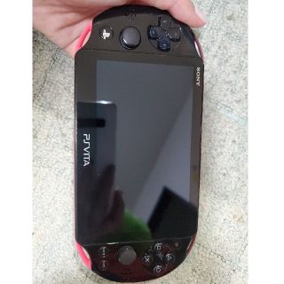 psp vita 本体(携帯用ゲーム機本体)