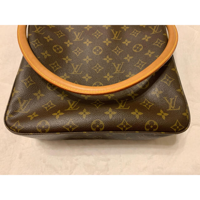 LOUIS VUITTON(ルイヴィトン)のルイヴィトン　ルーピングGM モノグラム レディースのバッグ(ショルダーバッグ)の商品写真