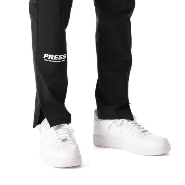 F.C.R.B.(エフシーアールビー)の【完売レア品】Bristol FR2 WARM UP PANTS XL 黒 メンズのパンツ(その他)の商品写真