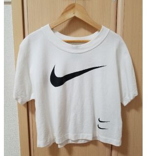 ナイキ(NIKE)のNIKE　☆ショート丈Tシャツ☆　値下げ不可(Tシャツ(半袖/袖なし))