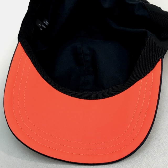 PRADA(プラダ)の美品 プラダ 018 ラバーロゴ ネオンカラー 帽子 ベースボールキャップ レディースの帽子(キャップ)の商品写真