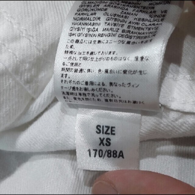DIESEL(ディーゼル)のDIESEL ダメージ加工。デニムシャツ。XS（170）サイズ メンズのトップス(シャツ)の商品写真