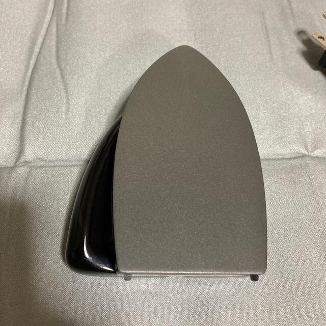 ハンドル可倒式ミニアイロンmiremini スマホ/家電/カメラの生活家電(アイロン)の商品写真