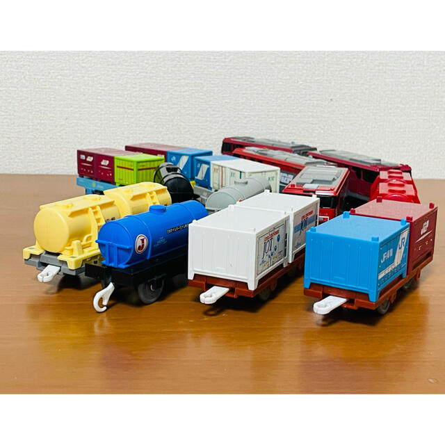 Takara Tomy(タカラトミー)のプラレール いっぱいつなごうダブル金太郎＆貨車セット　EH500 エンタメ/ホビーのおもちゃ/ぬいぐるみ(鉄道模型)の商品写真