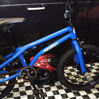 愛知 ARESBYKES STN BMX 16インチ フラット ジャイロ BEL(自転車本体)