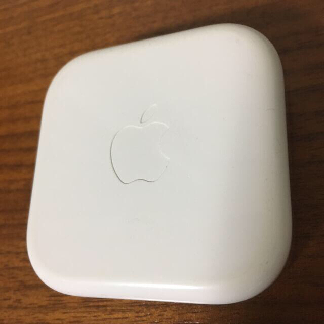 Apple(アップル)のAppleアップルiPhone純正イヤホンジャックタイプ スマホ/家電/カメラのオーディオ機器(ヘッドフォン/イヤフォン)の商品写真