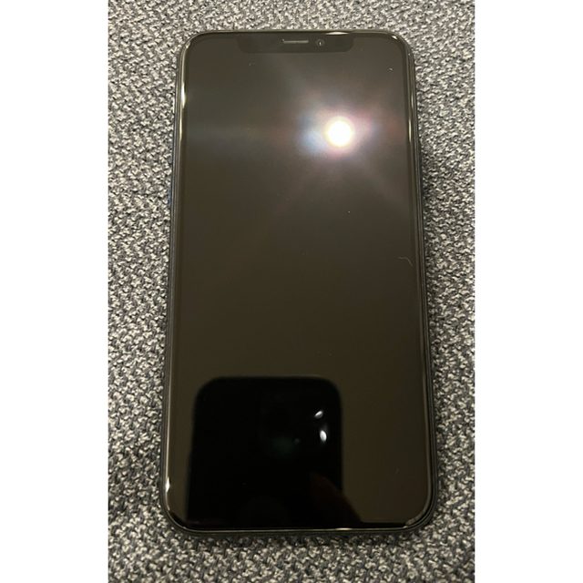 Apple(アップル)のお値下げ中★超美品★iPhone11pro256GB★ミッドナイトグリーン★ スマホ/家電/カメラのスマートフォン/携帯電話(スマートフォン本体)の商品写真