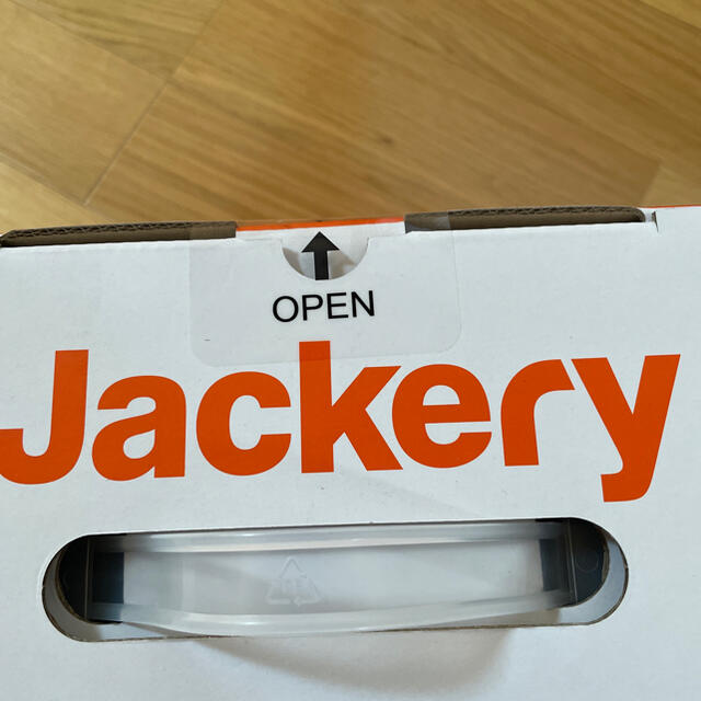 Jackery ポータブル電源240 新品未開封 スポーツ/アウトドアのアウトドア(その他)の商品写真