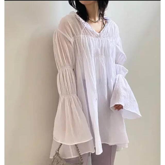 Ameri VINTAGE(アメリヴィンテージ)のameri vintage  Double puff sleeve blouse レディースのトップス(シャツ/ブラウス(長袖/七分))の商品写真