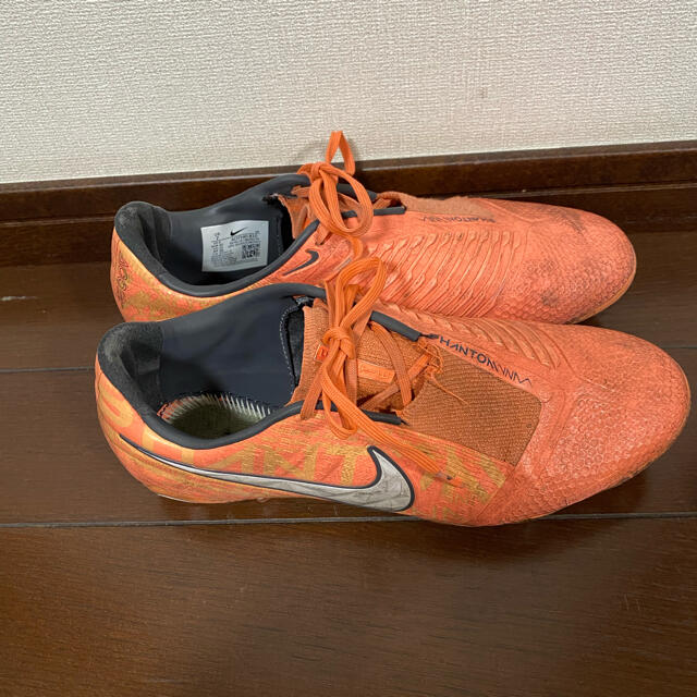 NIKE(ナイキ)のNIKE Phantom Venom  FG/AG 25.0cm  “レア” スポーツ/アウトドアのサッカー/フットサル(シューズ)の商品写真