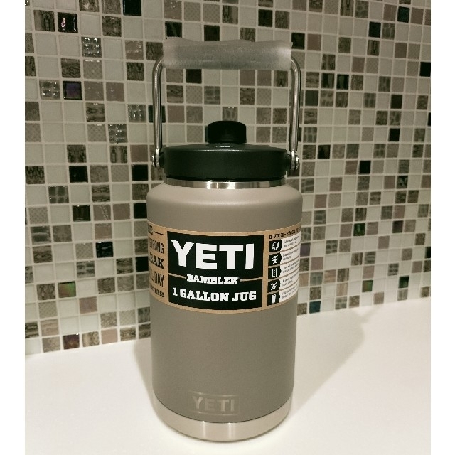 YETI 1 GALLON JUG  イエティ ワンガロン ジャグ スポーツ/アウトドアのアウトドア(食器)の商品写真