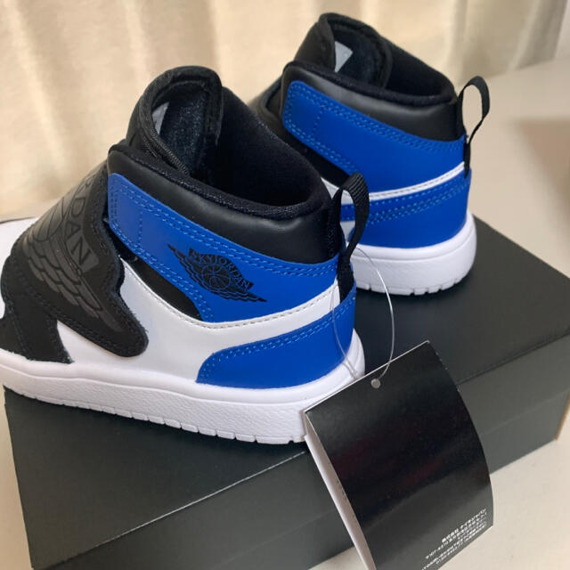 NIKE(ナイキ)の21CM ナイキ  SKY JORDAN 1 PS ジョーダン 1 キッズ/ベビー/マタニティのキッズ靴/シューズ(15cm~)(スニーカー)の商品写真