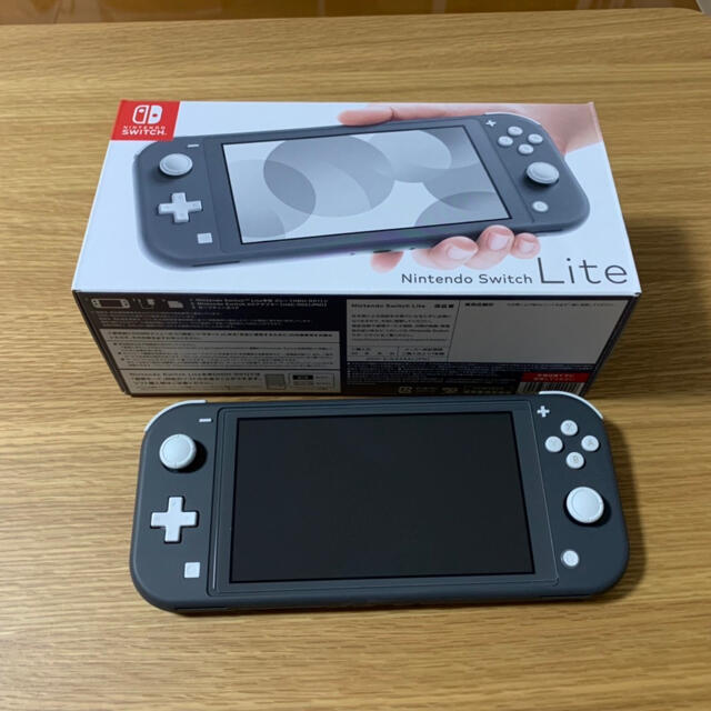 Nintendo Switch(ニンテンドースイッチ)のNintendo switch light 美品 エンタメ/ホビーのゲームソフト/ゲーム機本体(携帯用ゲーム機本体)の商品写真