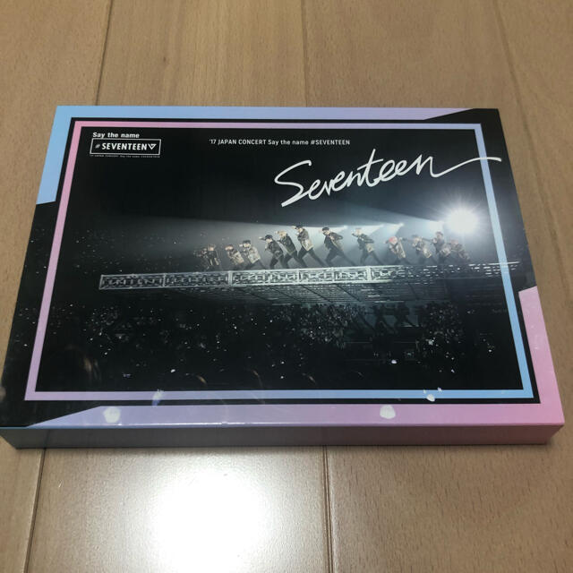 SEVENTEEN(セブンティーン)の'17 JAPAN CONCERT Say the name SEVENTEEN エンタメ/ホビーのタレントグッズ(アイドルグッズ)の商品写真