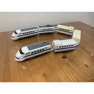 タカラトミー(Takara Tomy)のプラレール　ハイパワーライト付シャーシ300系のぞみ 6両編成セット(電車のおもちゃ/車)