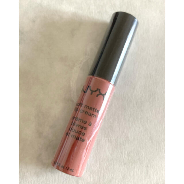 NYX(エヌワイエックス)のNYX マットリップグロス 新品未開封　 コスメ/美容のベースメイク/化粧品(リップグロス)の商品写真