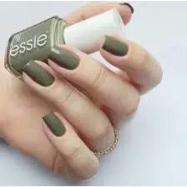 Essie(エッシー)のessie Exposed 1127 コスメ/美容のネイル(マニキュア)の商品写真