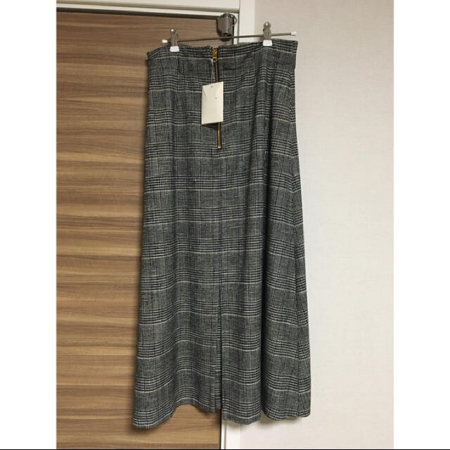 IENA(イエナ)のIENA 　モールチェックトラベラーズ　マキシスカート　未使用タグ付38再値下 レディースのスカート(ロングスカート)の商品写真